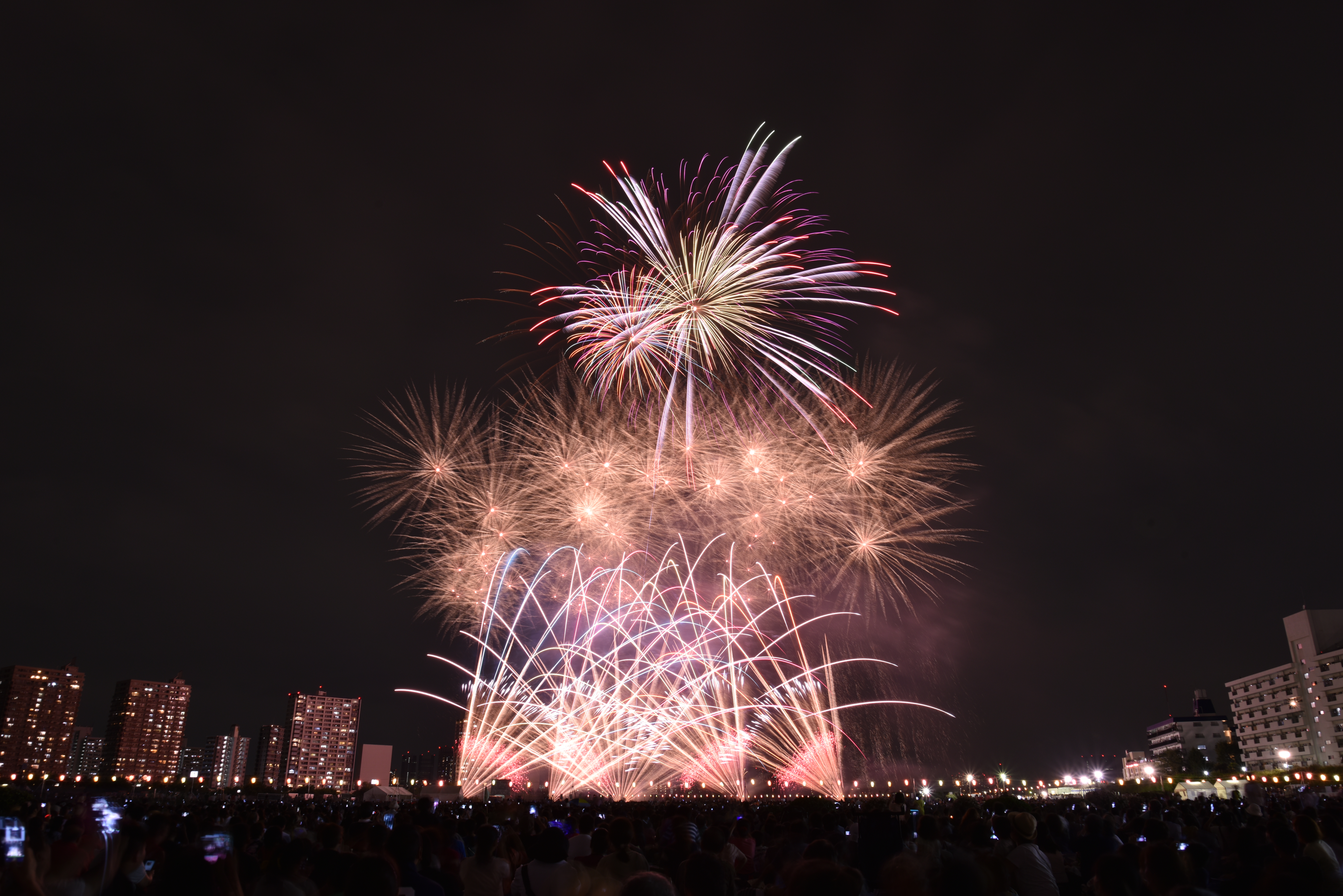 大田区平和都市宣言記念事業「花火の祭典2016」